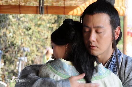 2009年《白蛇后传》饰演鲍仁