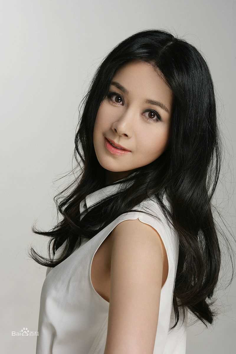 《何琳》生活照