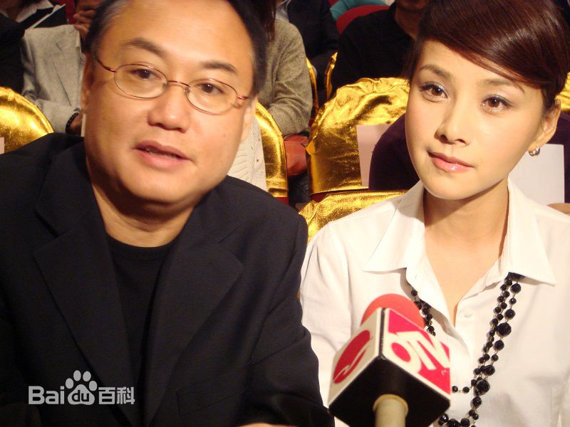 《何琳》生活照