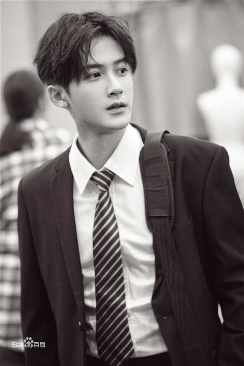 檀健次(JC-T)综艺节目素颜照相册