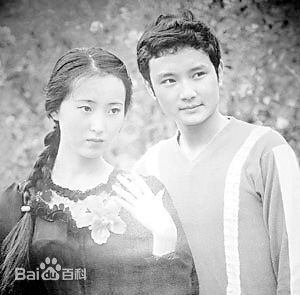 欧阳奋强生活照