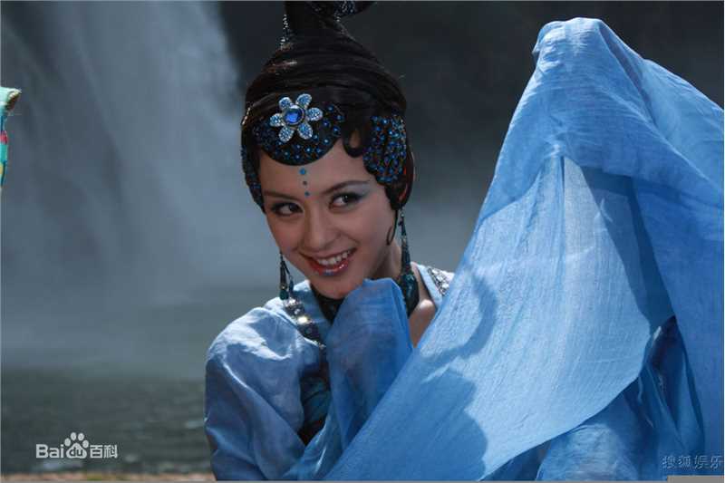 王力可(Rainbow)新西游记饰演蛟魔王女儿国国王前后照片