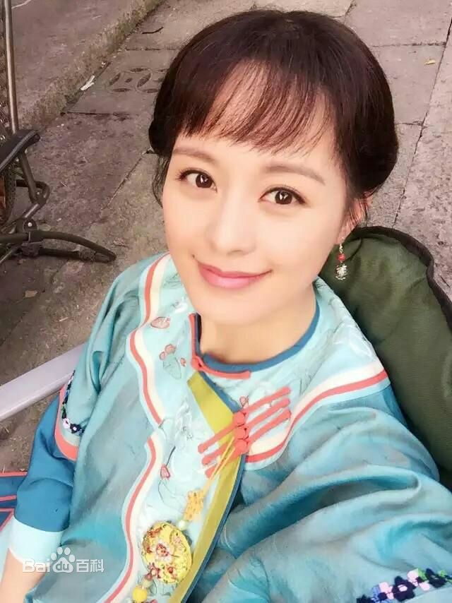 王力可(Rainbow)女儿红素颜照相册