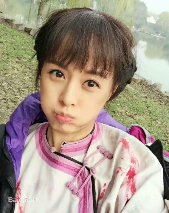 王力可(Rainbow)女儿红素颜照相册