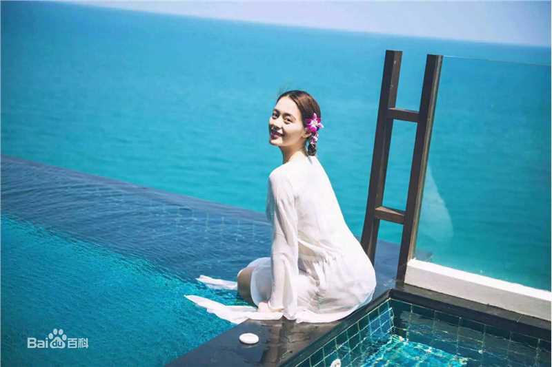 王力可(Rainbow)大海阳光帆船图片图册