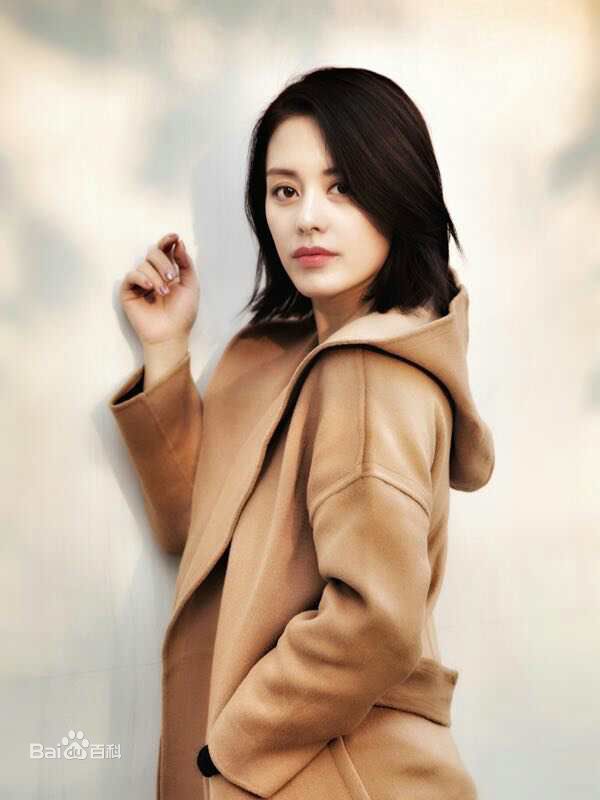 王力可(Rainbow)冬日街拍图片图册