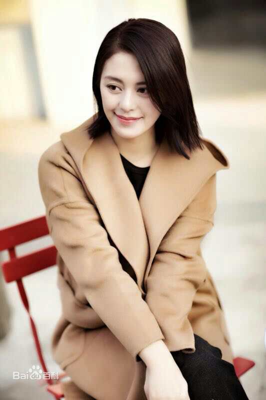 王力可(Rainbow)冬日街拍图片图册