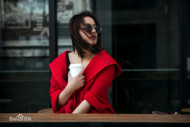 王力可(Rainbow)2018最新街拍图册