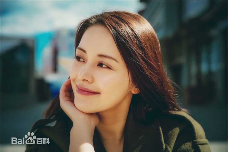 王力可(Rainbow)春季街拍图册