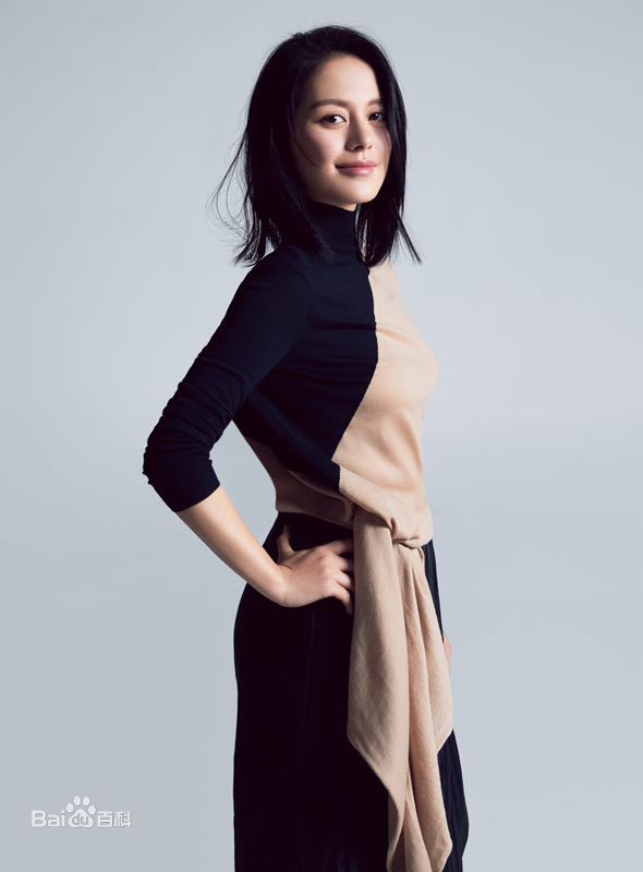 王力可(Rainbow)简约风生活照