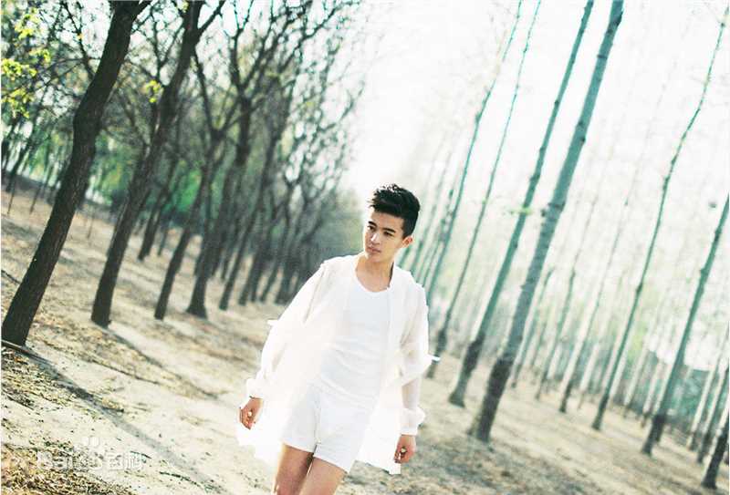 郑斯仁白衣精灵