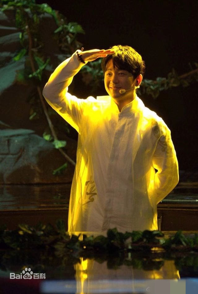 《潘粤明》社会活动