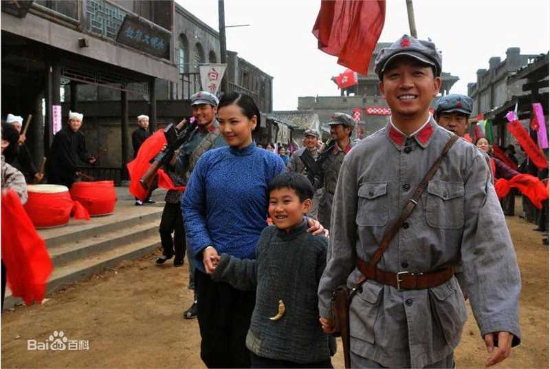 2010年《盘龙卧虎高山顶》剧照