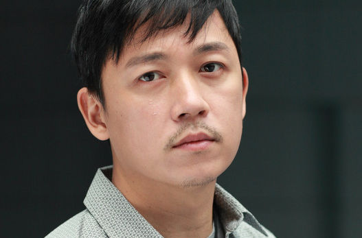 《潘粤明》封面图片