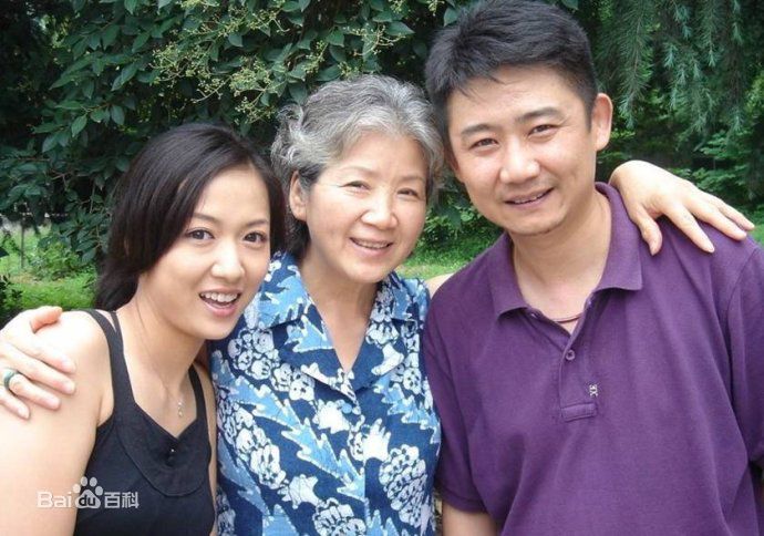 曹翠芬(Cao Cuifen)的生活照前后照片