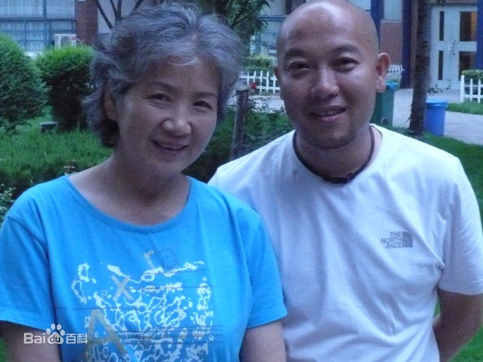 曹翠芬(Cao Cuifen)的生活照前后照片