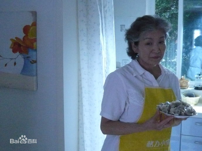 曹翠芬(Cao Cuifen)的生活照前后照片