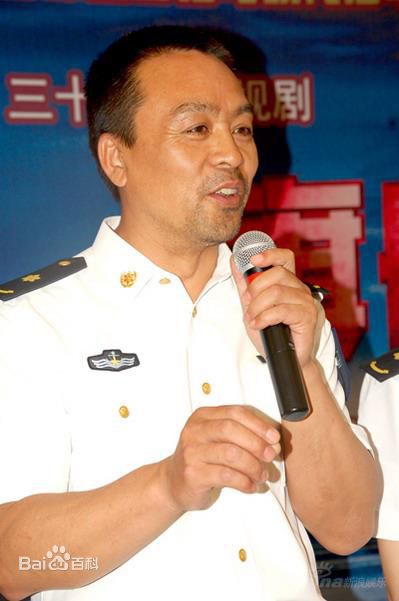 《储智博》生活照