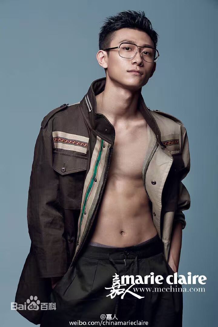 张一山(Zray)最新杂志壁纸