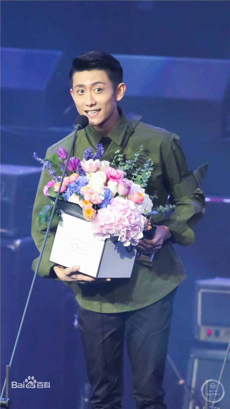 张一山(Zray)出席活动生活照