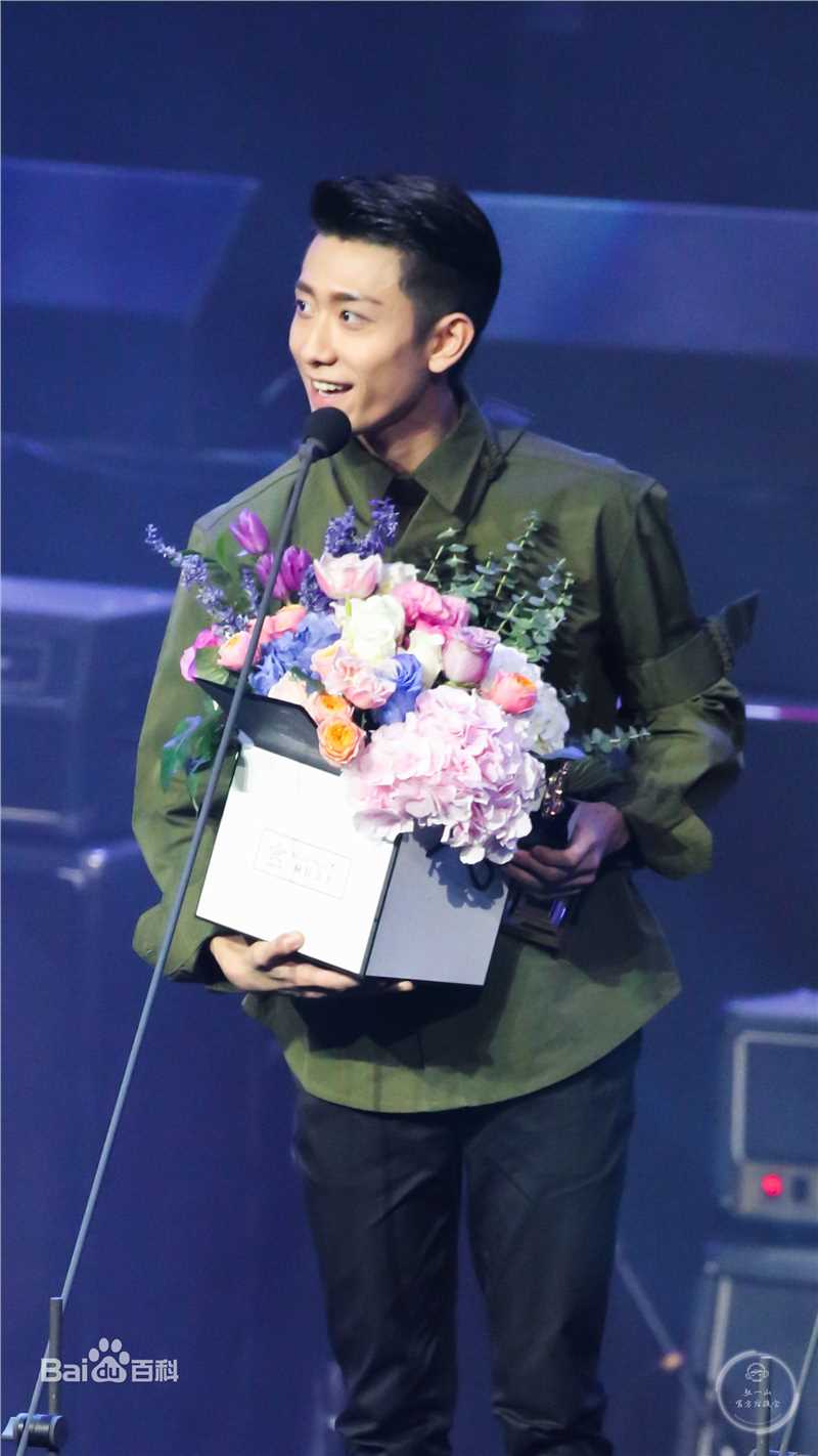 张一山(Zray)出席活动生活照