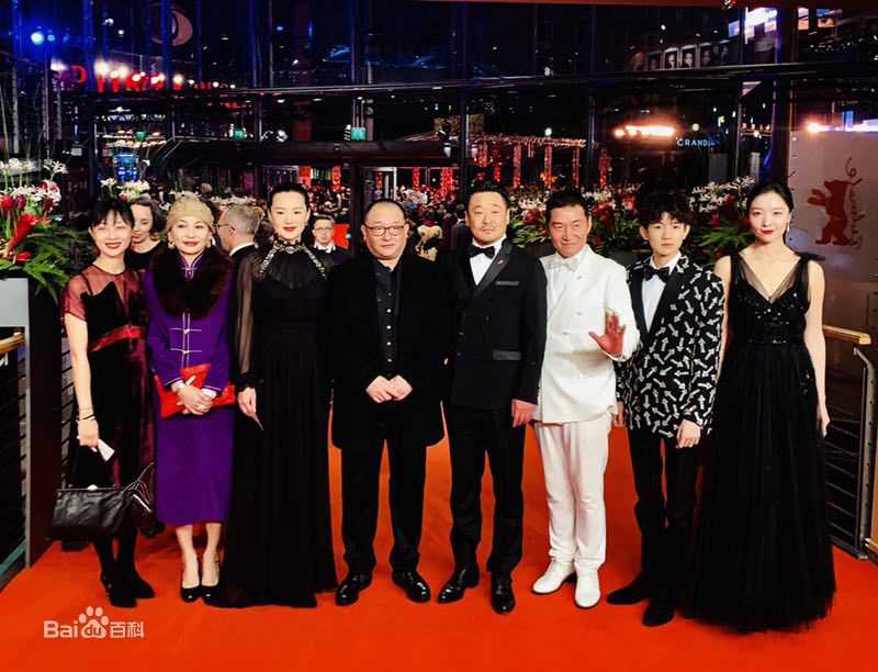 高清赵燕国彰(Jacky)在电影《地久天长》路演中的图集