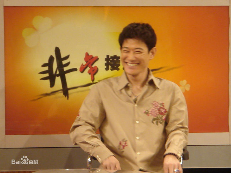 矢野浩二(やの こうじ(YANO KOJI))出席访谈节目素颜照相册