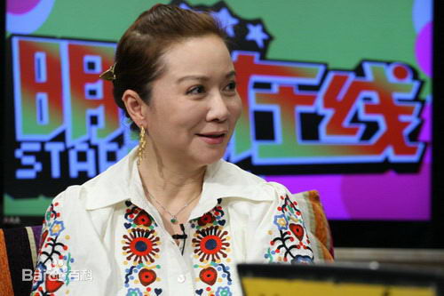 参加《明星在线》录制