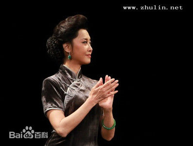 话剧《寻找剧作家》剧照