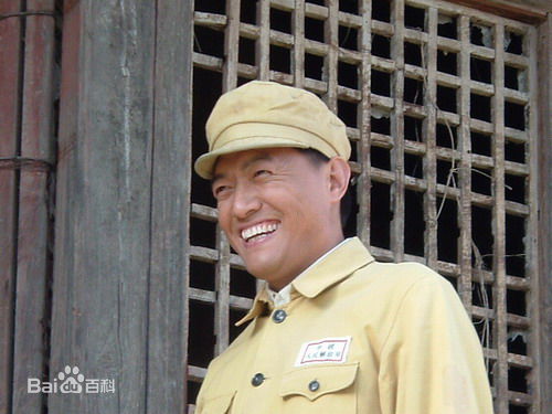 李梦男正面形象