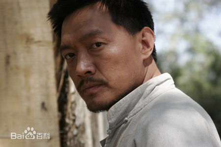 李梦男正面形象