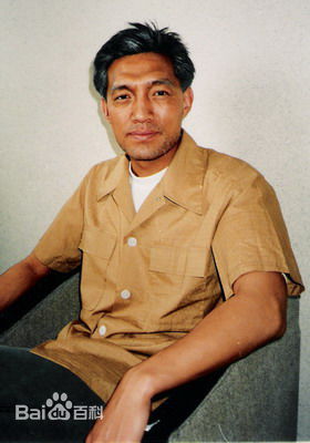 李梦男正面形象