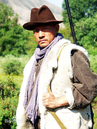 李梦男朴素形象