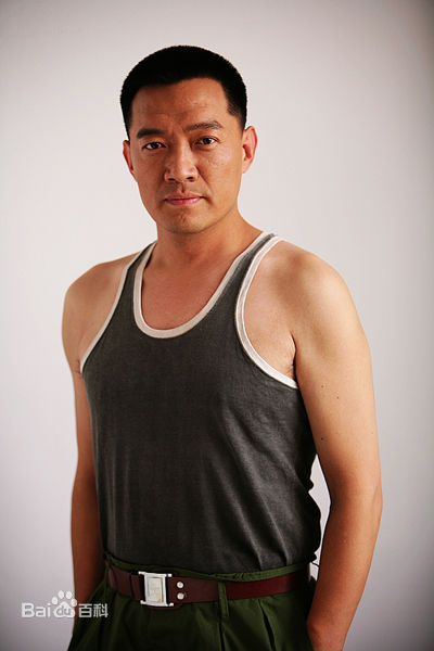 李梦男朴素形象