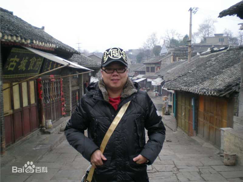 《姜超》生活照