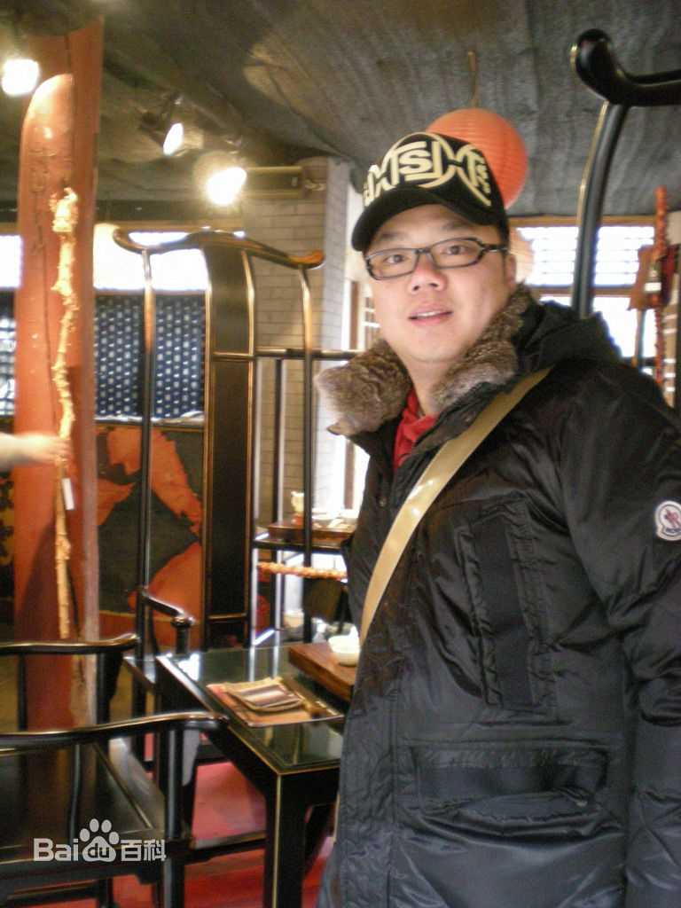 《姜超》生活照