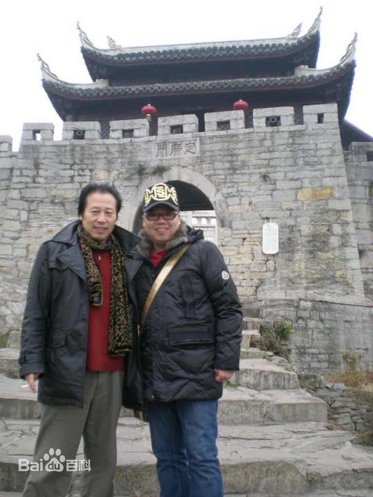 《姜超》生活照