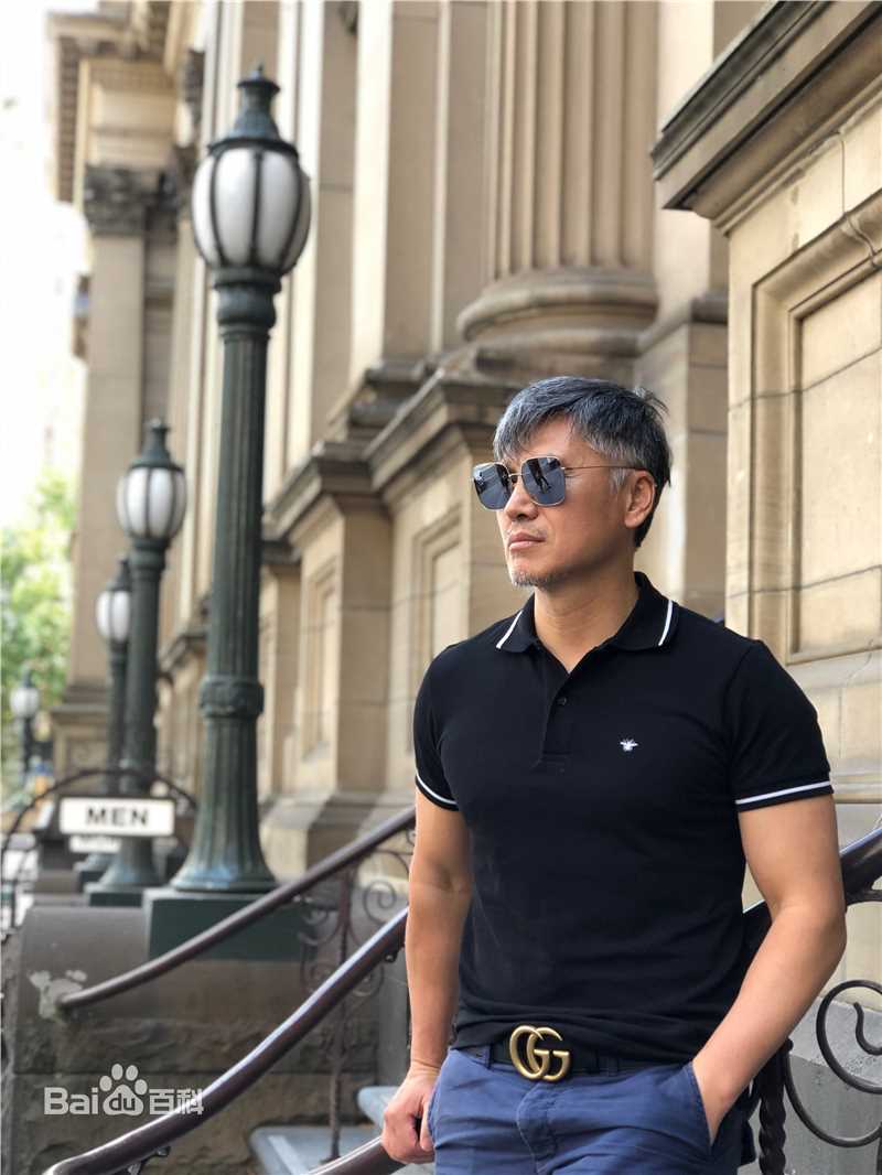 《淳于珊珊》生活照