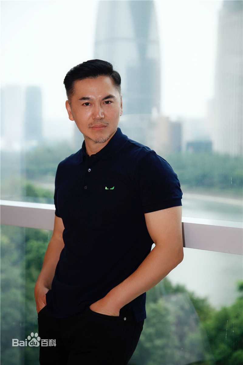 《淳于珊珊》生活照