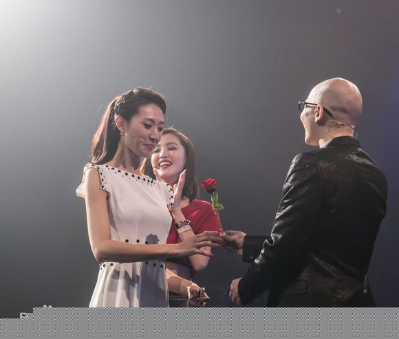 最新平安(Anson)在《不朽之名曲》中的图集