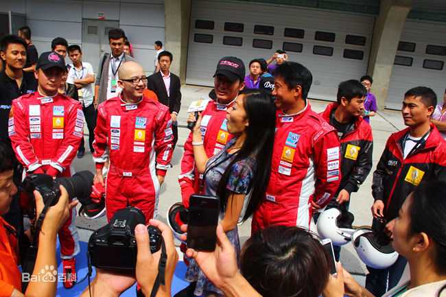 平安(Anson) 2013壹基金慈善赛车图片图册