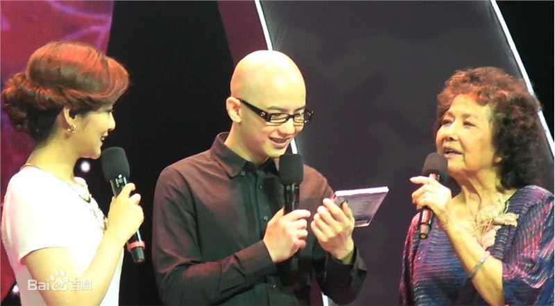 精选平安(Anson)在与叶佩英老师 《我爱你中国》传承经典中的图册