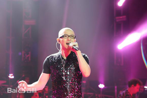 平安(Anson)在 《时光·我》 演唱会中的