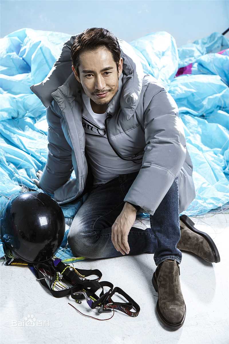 最新成泰燊(chéng tài shēn)壁纸