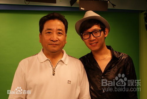 姜昆(Jiang Kun)生活照生活照