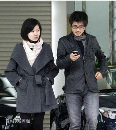 《韩寒》封面图片