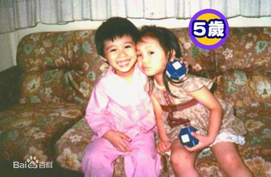 官恩娜(Ella Koon)young生活照