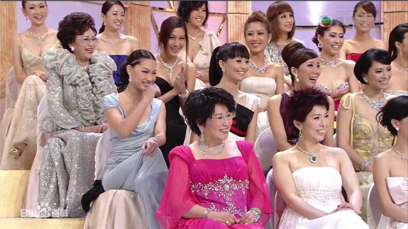 陈法拉(Fala Chen)参加综艺活动前后照片