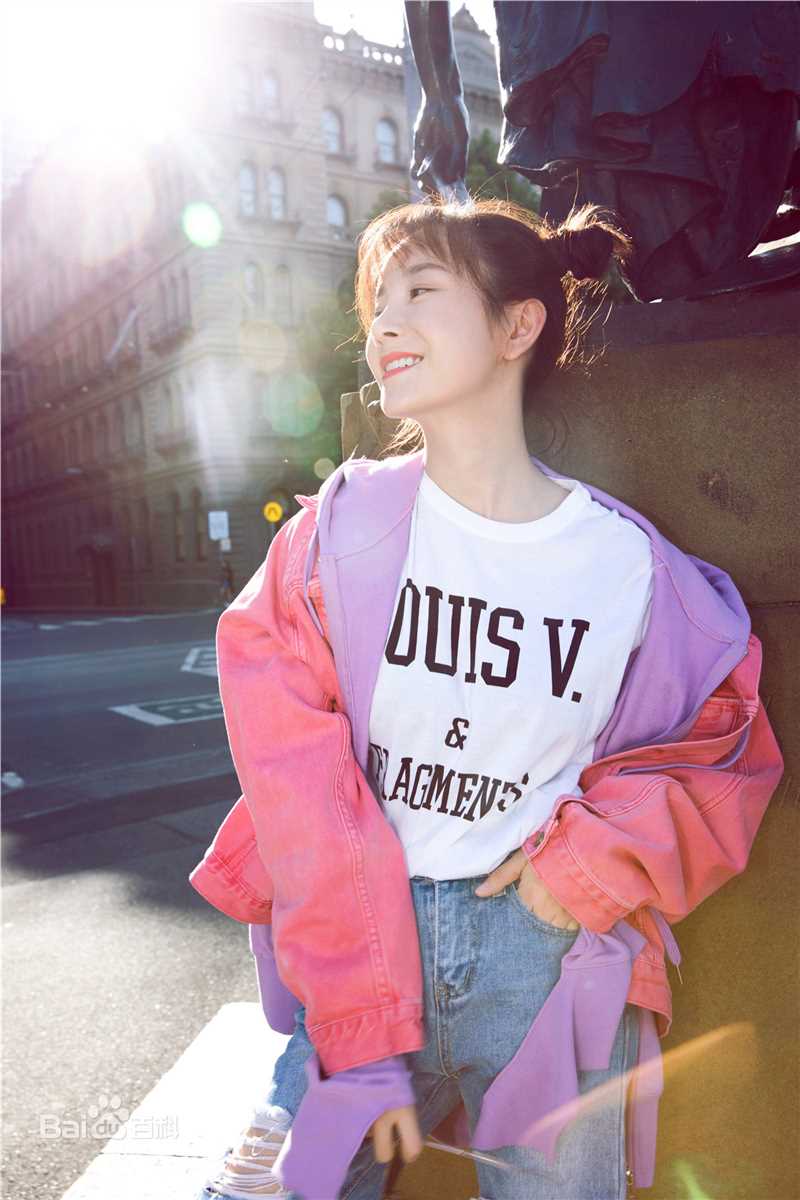 张檬(Lemon)时尚街拍图壁纸壁纸