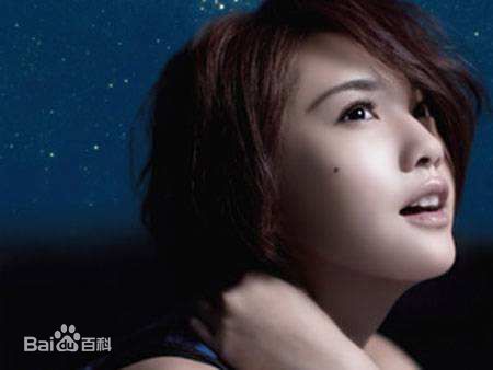 杨丞琳(Rainie Yang)前后照片